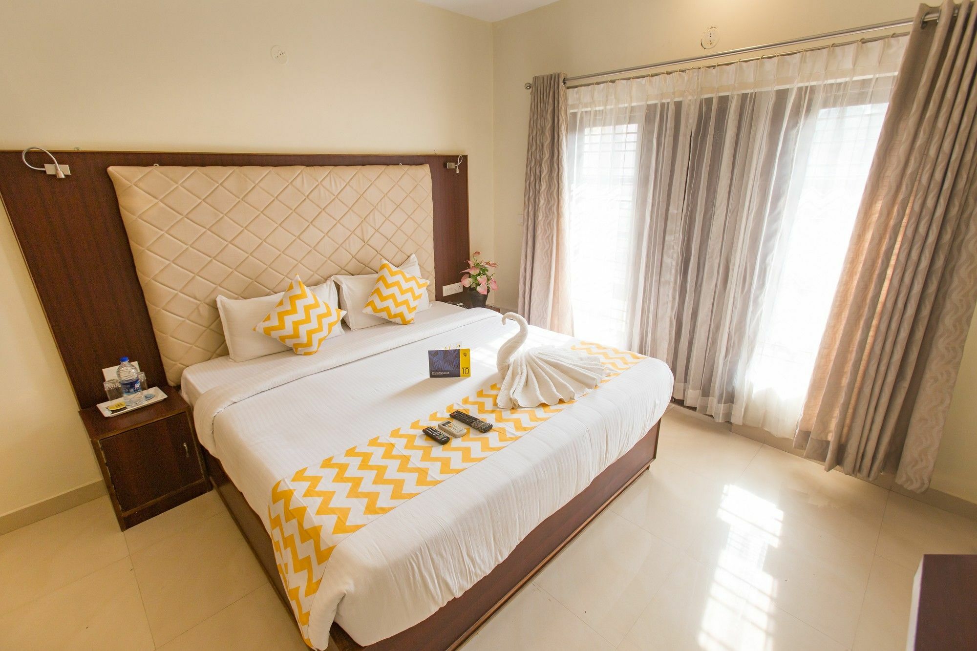 แฟบโฮเต็ล มิลเลเนียม สเตย์ อินทิรานคร Hotel บังกาลอร์ ภายนอก รูปภาพ