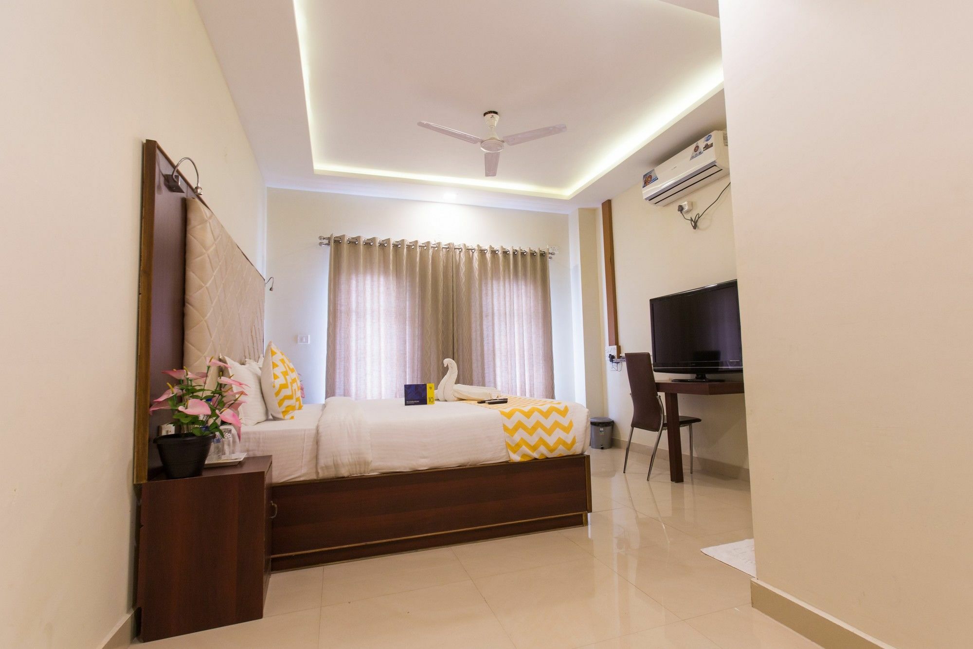 แฟบโฮเต็ล มิลเลเนียม สเตย์ อินทิรานคร Hotel บังกาลอร์ ภายนอก รูปภาพ