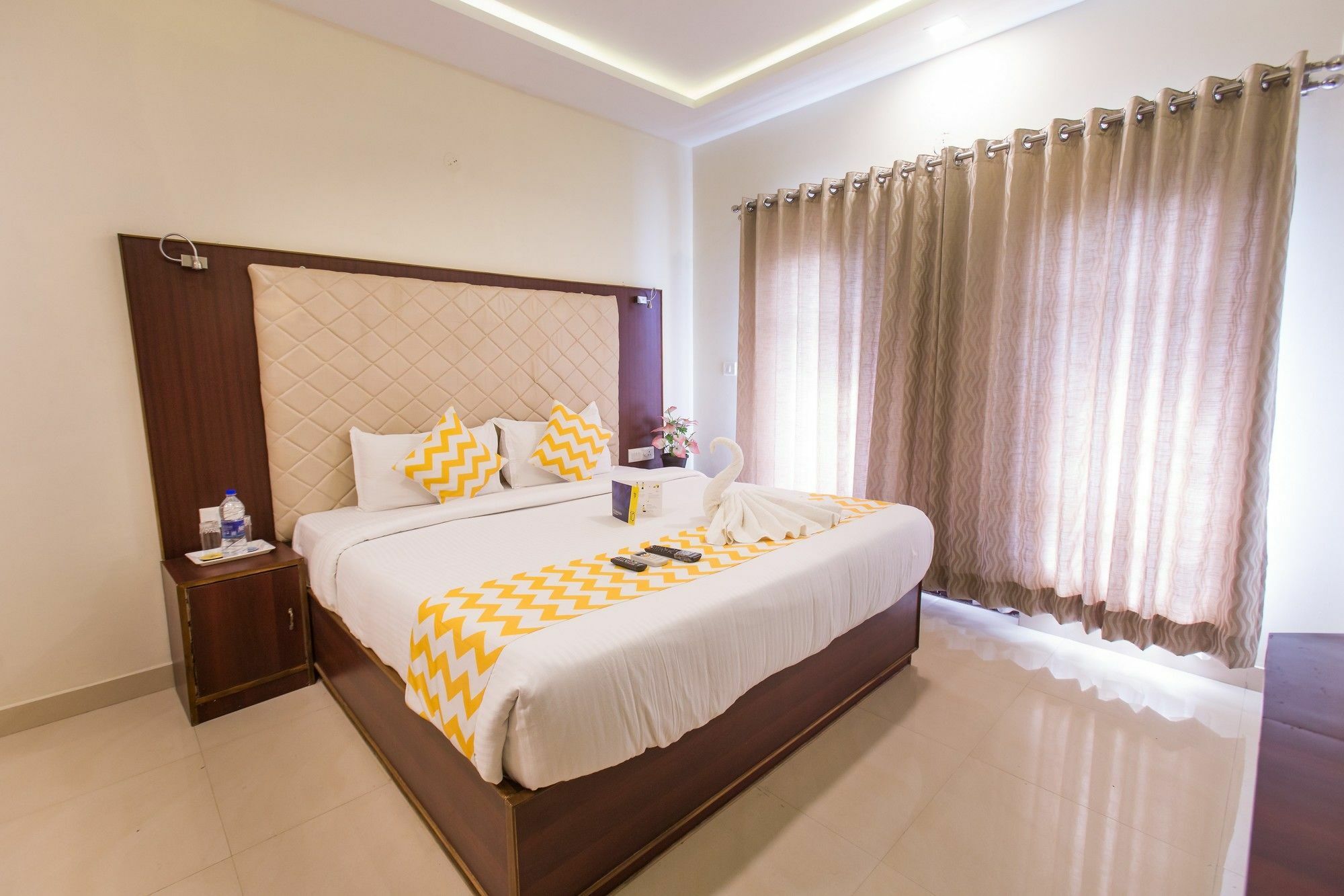 แฟบโฮเต็ล มิลเลเนียม สเตย์ อินทิรานคร Hotel บังกาลอร์ ภายนอก รูปภาพ